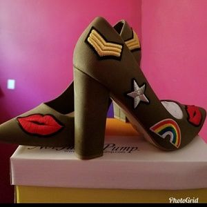 Military Green Embroidery Pumps (Never been worn)